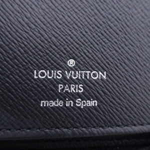 ルイ・ヴィトンLOUIS VUITTON ポルトフォイユ エピ２つ折り財布本物黒